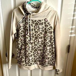 Vanilla Bay Leopard Print Pullover Hoodie Cowl‎ Neck Zipper Detail Sweatshirt M